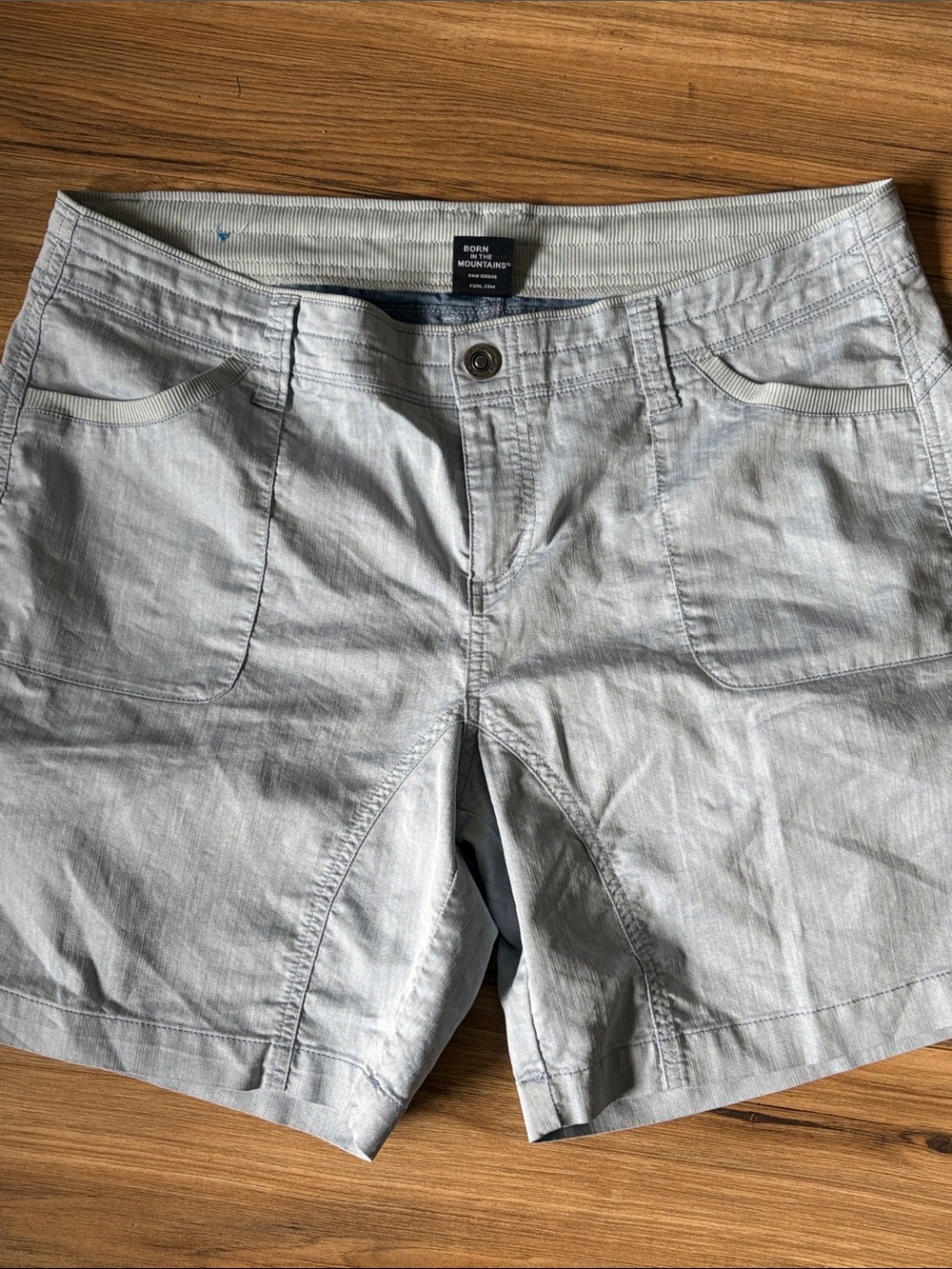 Kuhl woman’s Light blue Flat Front Shorts